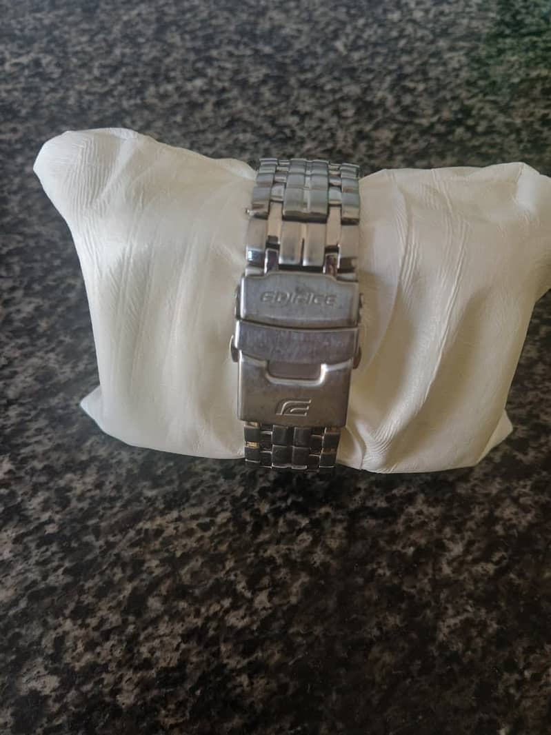 Second hand watch 15