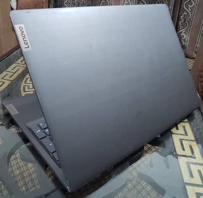 Lenovo V15 G1-IML