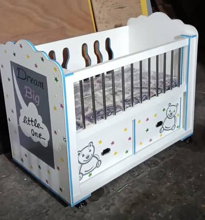 Baby Cot for sale with free mattress