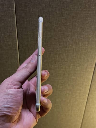 iphone 6 plas 128 GB with box my WhatsApp number 0325/22/61/268