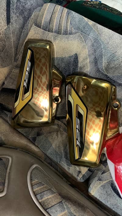 125 metal side covers (tappy) Self start gold edition 2026