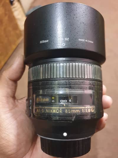 Nikon 85mm 1.8G 10/10