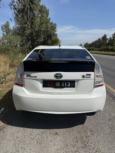 PRIUS 2011 MODEL 2014 IMPORT