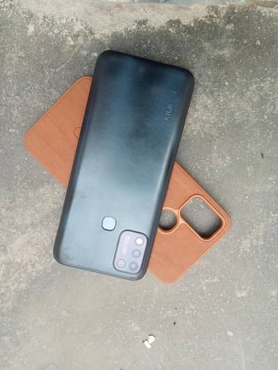 Infinix hot 11 play 4/128 only phone