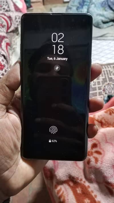 Samsung s10 plus urgent sale read add