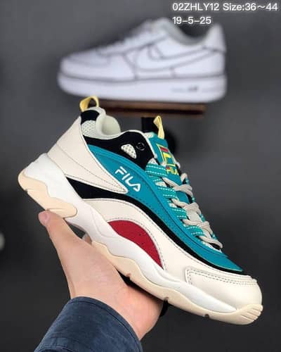 FILA Stylish Chunky Sneakers – Premium Comfort & Trendy Design