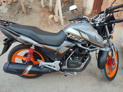 Honda CB 150 F (2022)