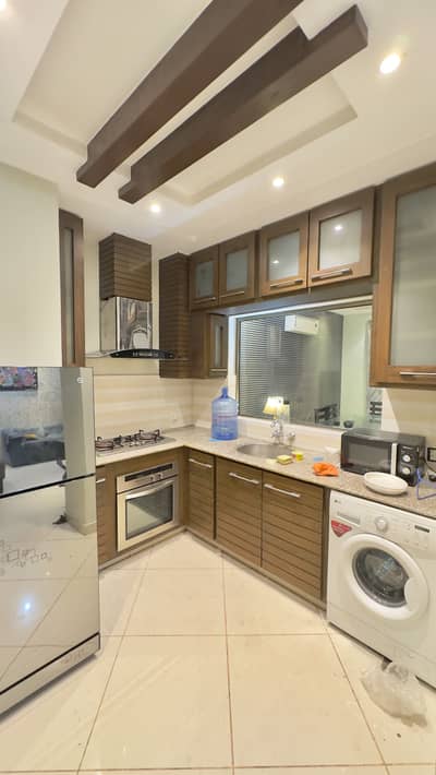 Modern Smart-Tow BKH Apartment: Tech &Amp; Comfort