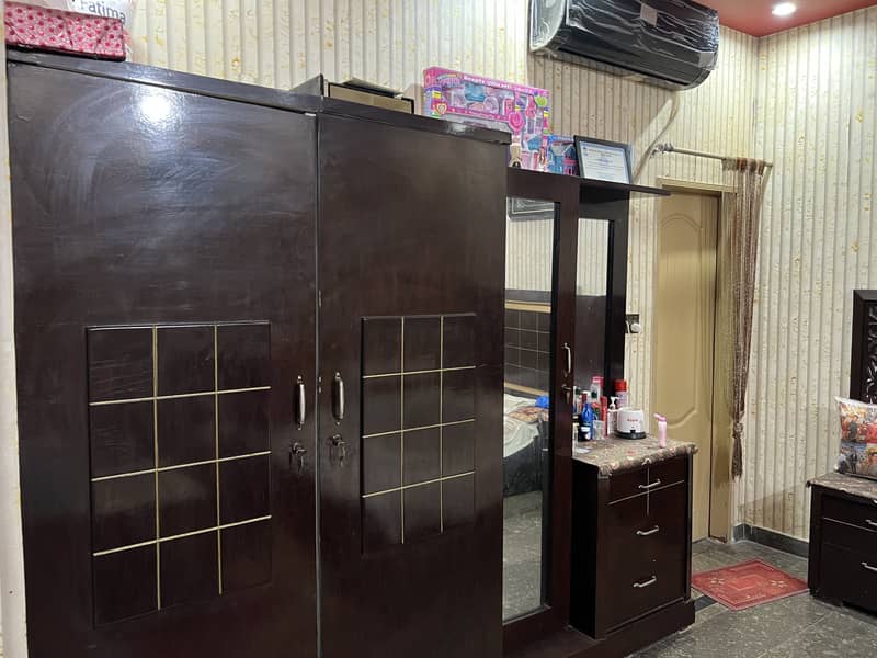 Dreesing + wadrobe 0