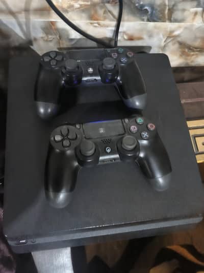 playstation 4 slim