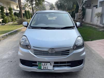 Toyota Pixis Epoch 2012