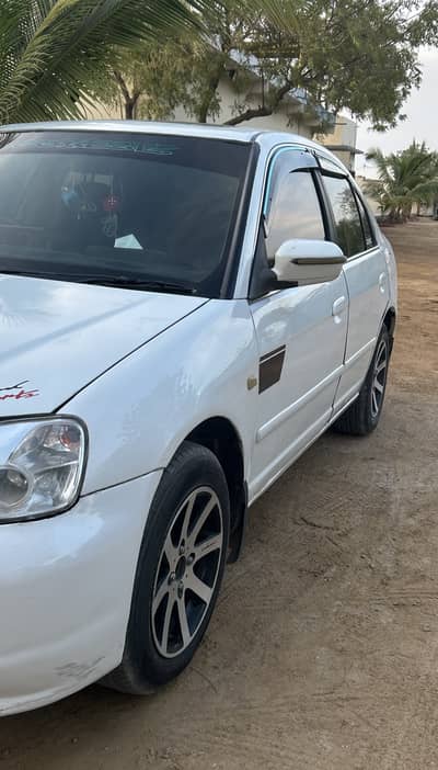 Honda Civic Oriel 2003