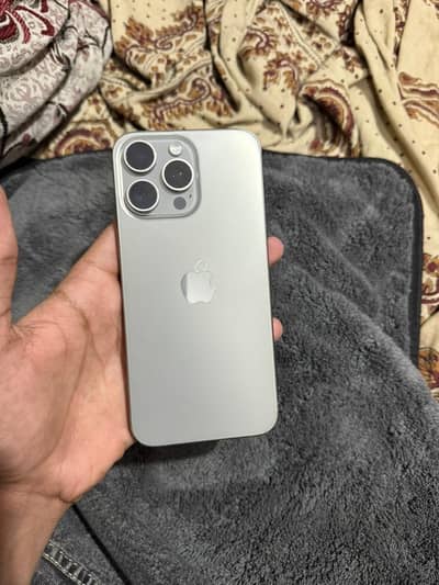 iPhone 15 pro max factory unlock