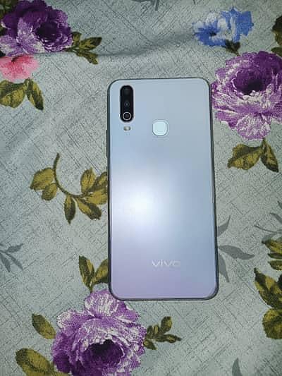 Vivo Y17 For sale  Kit 4/128