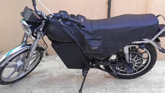 Elfa Electric 125 100KM Range  New Condition