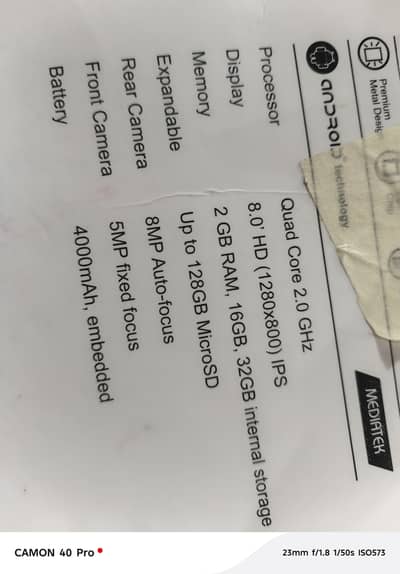 bilkul VIP condition main hai box bhi hai