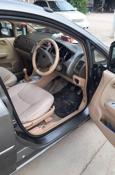 honda city idsi 2006 model -intact sealed roof genuine