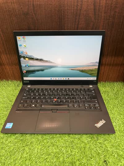 (4gb Graphic Card) Lenovo P14s Gen 2 (i5 11th Gen) (8/256)