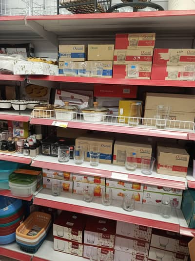 Front desk cash officer