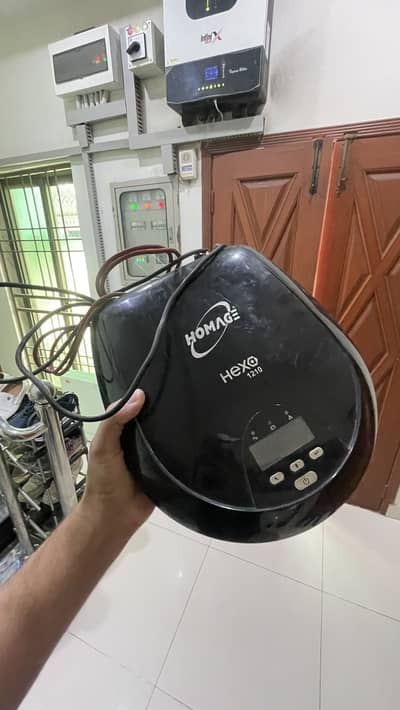 UPS on both solar and supply