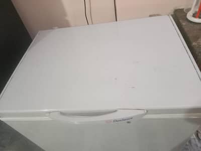 Dawlance deep freezer