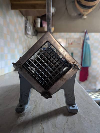 Fries counter with fryer and potato cutting machine for sale  for sale