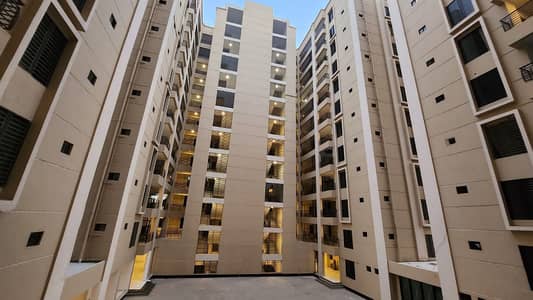 Rental Property Rental Income: Rs. 335,000 Month Ideal for Smart Investors Kings Presidency 200 Ft Main Road Facing