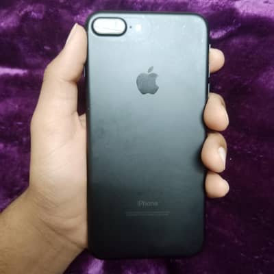 I am selling iphone 7plus