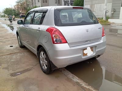 Suzuki swift DLX 2013