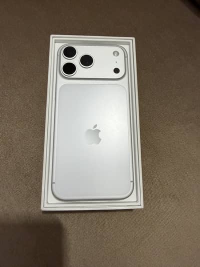 Iphone 17 pro max Non PTA Factory Unlocked