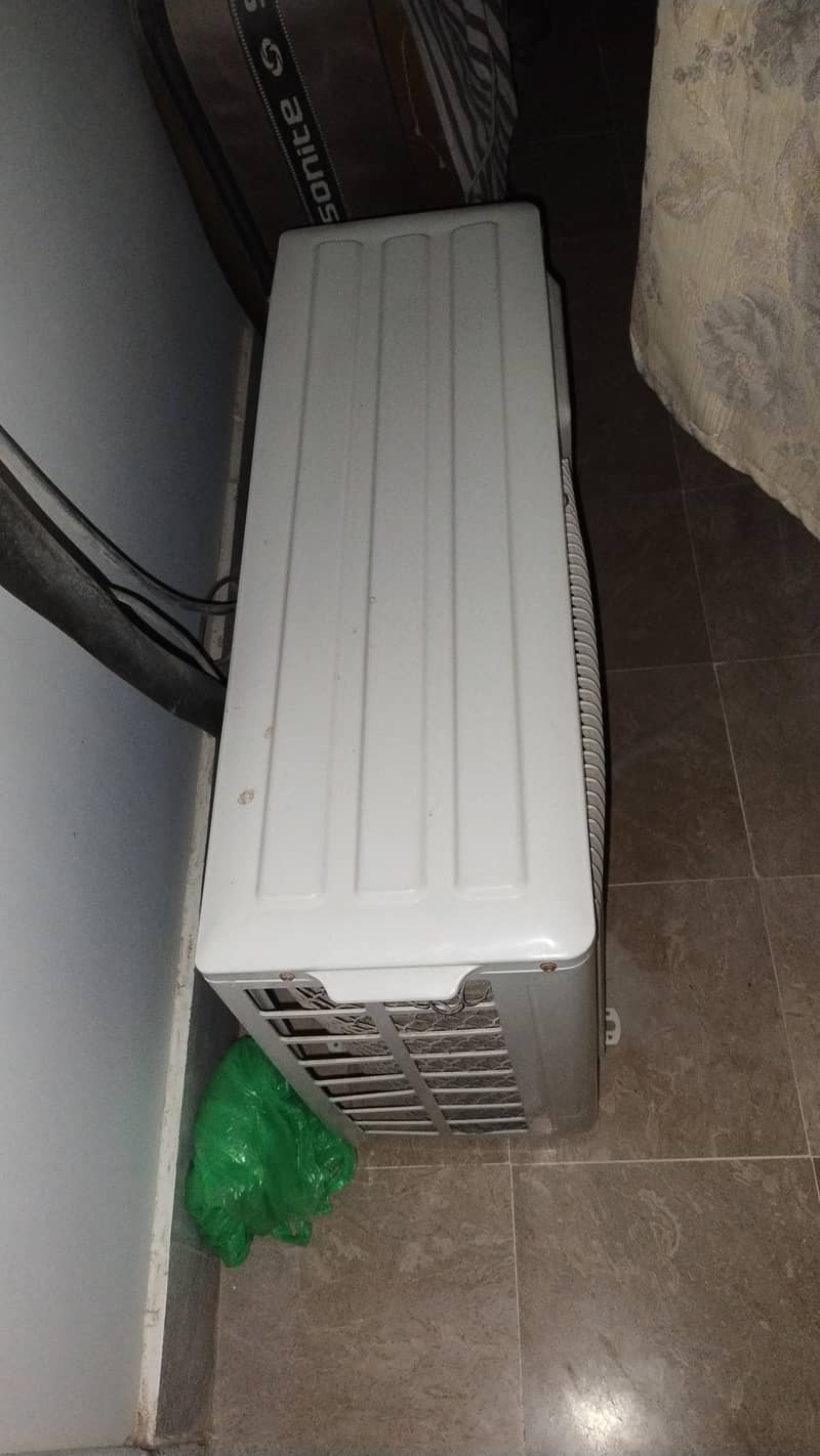 gree split a/c 0