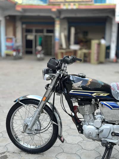 honda 125  2024 ship blk colar  orjant sale