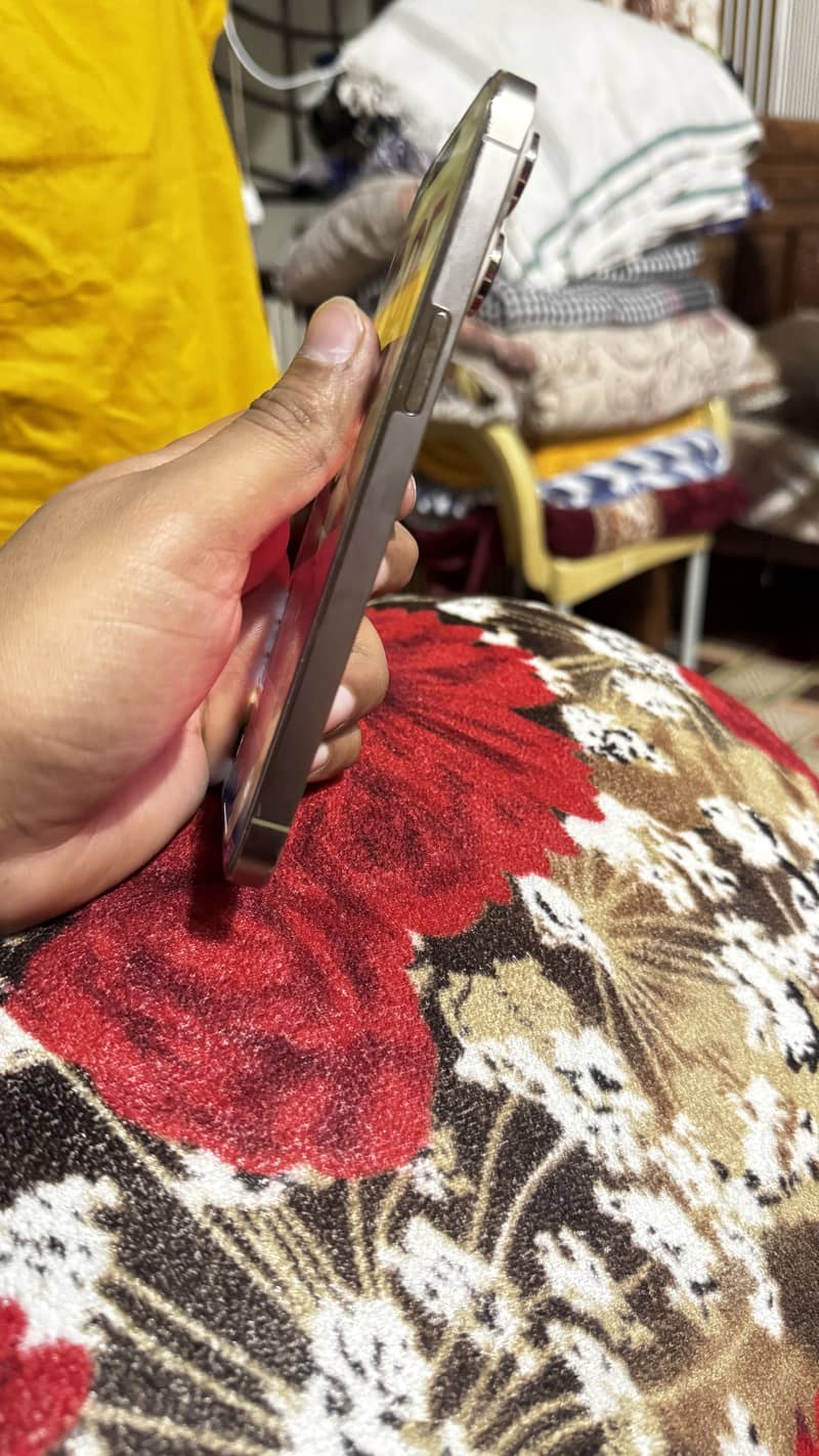 Iphone 14 pro max 1