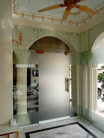 GLASS PARTITIONS,ALUMINIUM WINDOW,3D GLASS PAPER, WINDOW BLINDS WORK