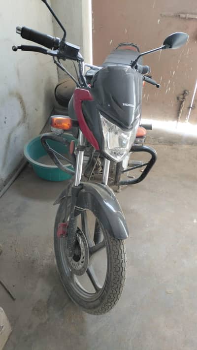 Honda CB125F Special Edition
