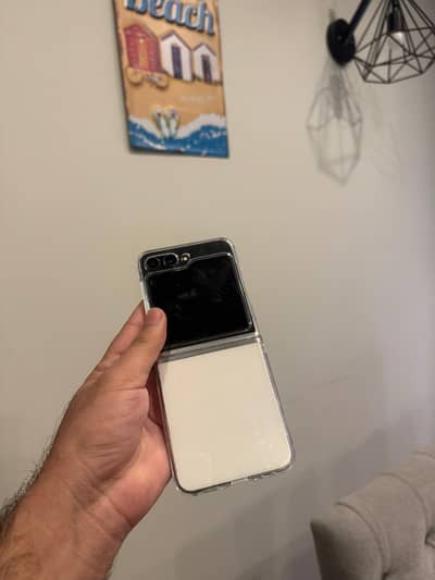 Samsung Z (Flip 5 } ( 12/512 )