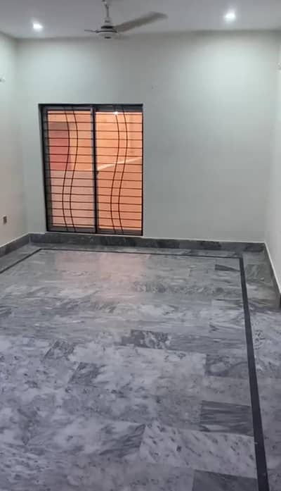 urgent for sale 5 Marla house for sale