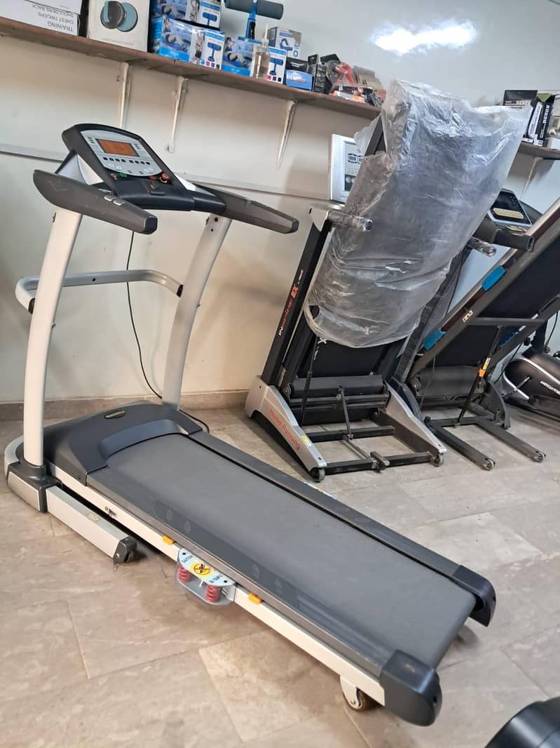 Exercise ( treadmill/elliptical/ cycle 18