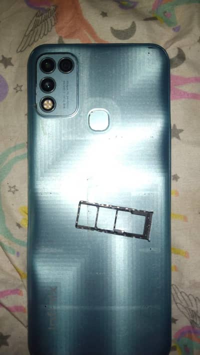 Infinix hot 11 play Rem 4.64. Rom pta approved condition Apke samne hai