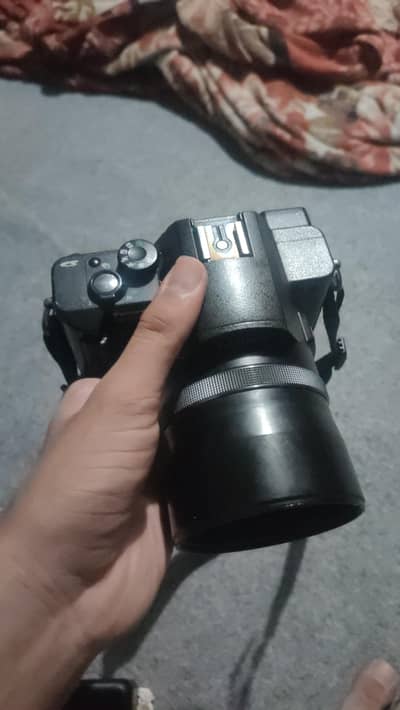 Panasonic DMC-FZ10 Camera