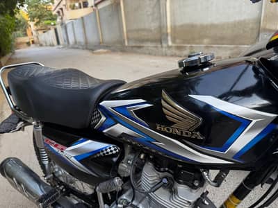 HONDA CG 125 Whatsapp message nhi krna olx pa message krna