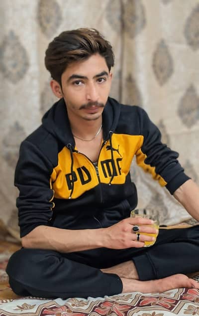 I need job office boy housekeeper Whatsapp 03481533494