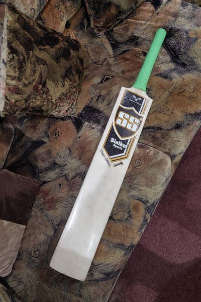 Hard Ball Kashmiri willow bat read ad