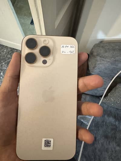 Apple iPhone 16 Pro Max