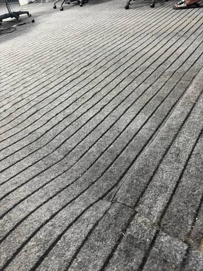 1000 FT CARPET AVAILABLE FOR SALE