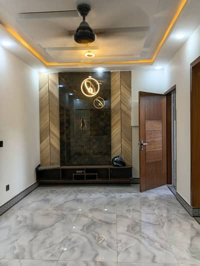 Bungalow For Rent 4 Bedrooms Dha Ph-4