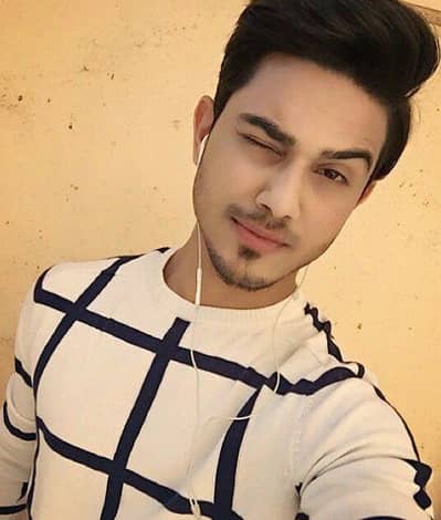 NEED A DRIVER/ DRIVER JOB/ DRIVER REQUIRED