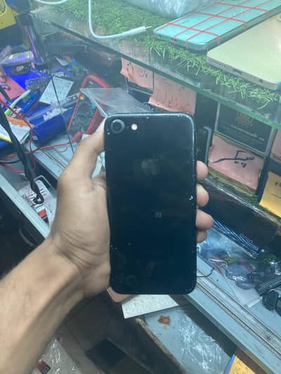 iphone 7 black,gold and silver color