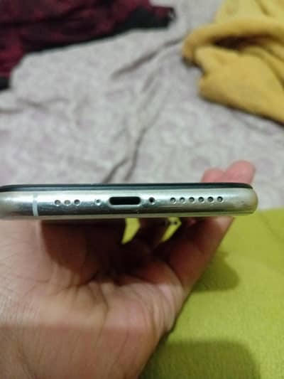 i phone xs non pta . with charger