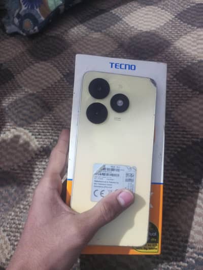tecno spark go2024 with box 4+64